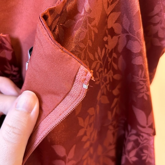 EUC David’s Bridal Jacquard Cowl Neck Bridesmaid Dress in Cinnamon, Sz 18 - Picture 8 of 9